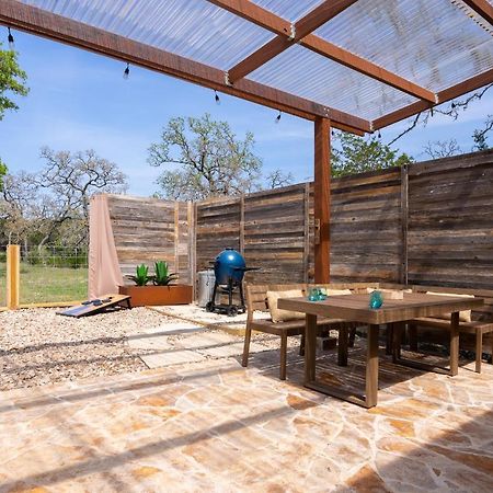 Romantic Tiny Luxury Retreat W Heated Pool, Sauna N Outdoor Shower In Wimberley 10 Acres Buitenkant foto