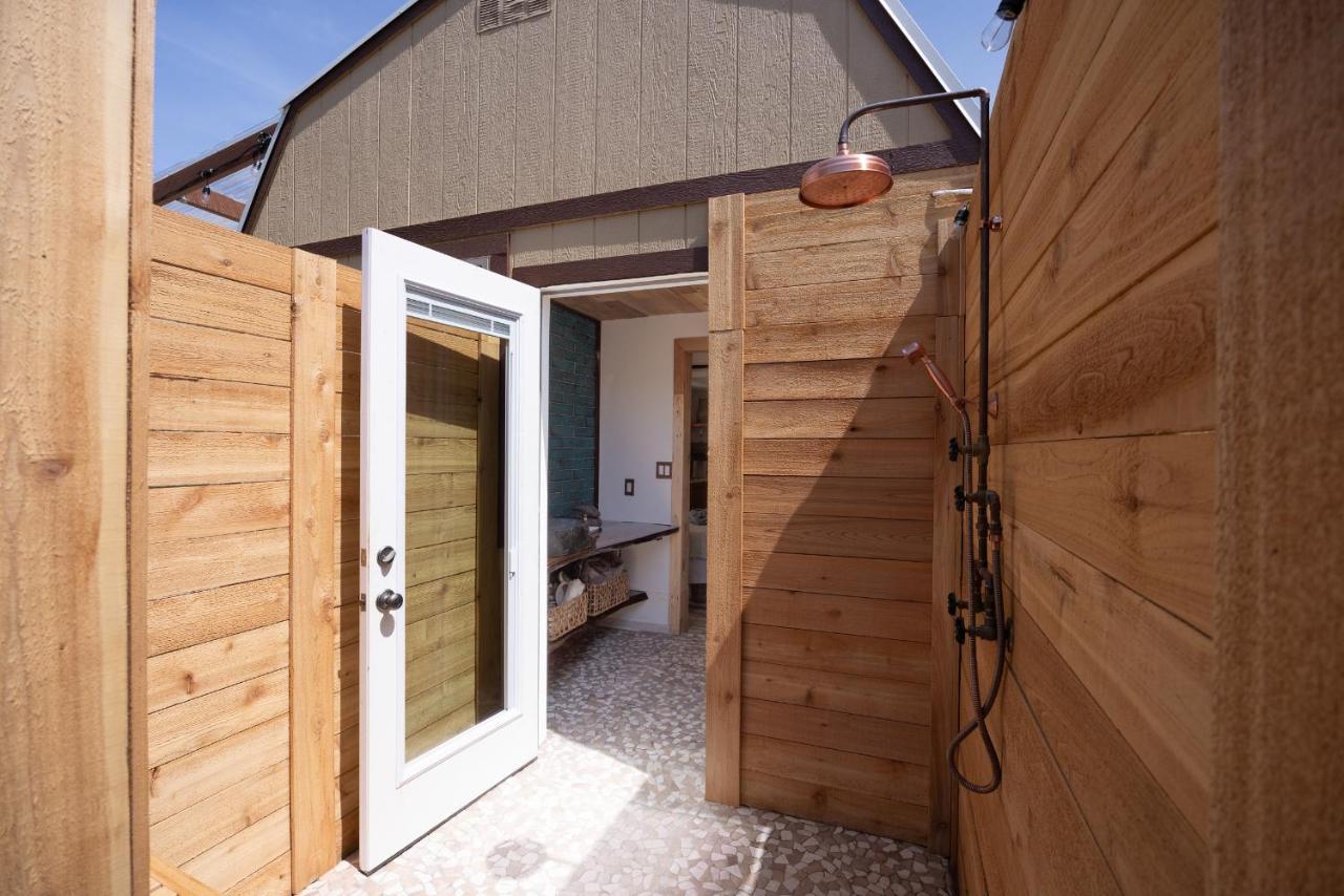 Romantic Tiny Luxury Retreat W Heated Pool, Sauna N Outdoor Shower In Wimberley 10 Acres Buitenkant foto