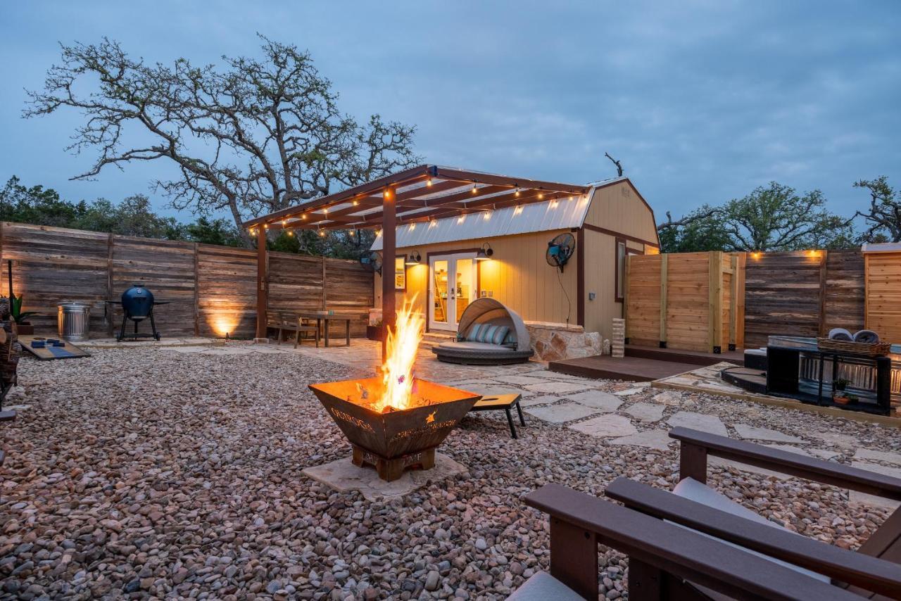 Romantic Tiny Luxury Retreat W Heated Pool, Sauna N Outdoor Shower In Wimberley 10 Acres Buitenkant foto