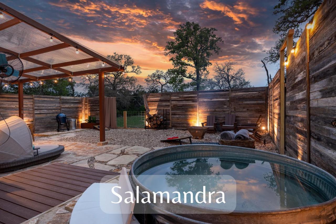 Romantic Tiny Luxury Retreat W Heated Pool, Sauna N Outdoor Shower In Wimberley 10 Acres Buitenkant foto